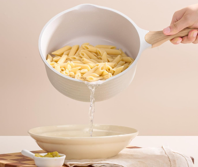 Beige non-stick milk pot with lid, small kitchen pot, versatile stewing pot for heating milk and making sauces